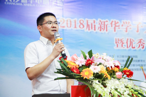 1532765781795917.jpg 1532765781795917.jpg