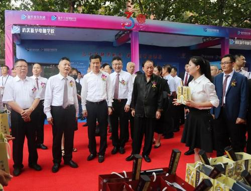 1534498028476596.jpg 1534498028476596.jpg