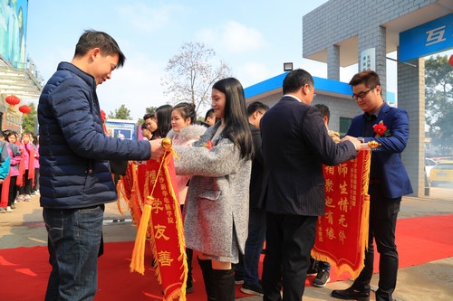 1519807489534952.jpg 1519807489534952.jpg