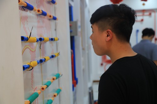 1523430683803884.jpg 1523430683803884.jpg