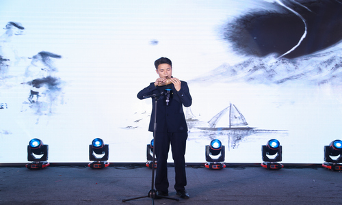 1538203654615115.jpg AQ6I4692.jpg