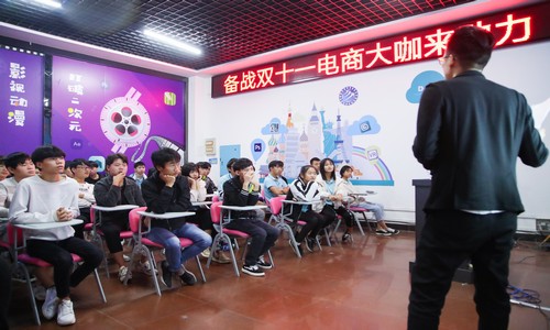 1541399662904264.jpg AQ6I7720.jpg