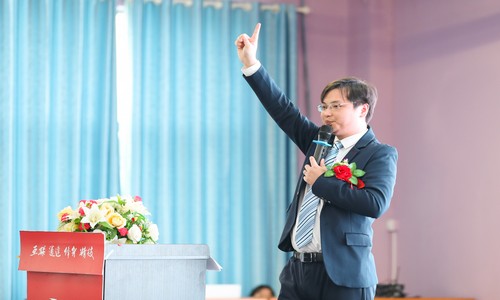 1545012680613030.jpg AQ6I9557.jpg