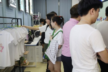 1556261791785788.jpg AQ6I8899.jpg