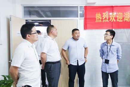 1559270844967037.jpg AQ6I4294.jpg