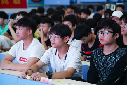 1561364757424524.jpg AQ6I5595.jpg