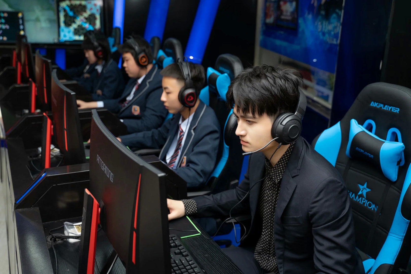 �R�Ʌ���Ӣ��(li��n)�����xِ