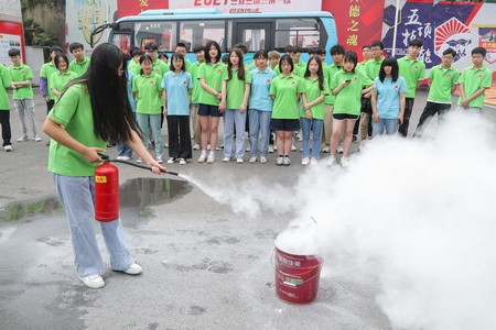 1620807756738424.jpg AQ6I9877.jpg