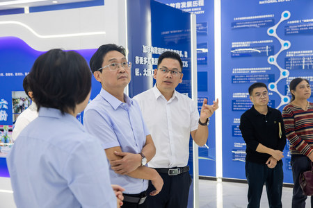 1697773420228366.jpg ES7A1694.jpg