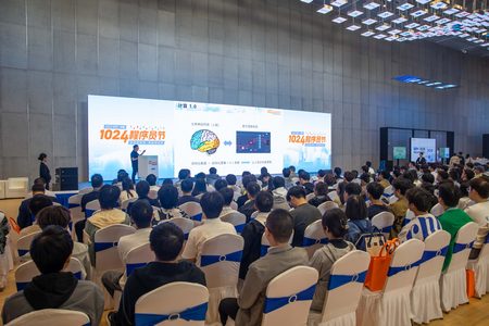 1698216107716895.jpg ES7A2345.jpg