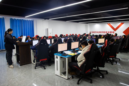 1704159684134432.jpg ES7A4315.jpg