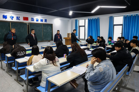 1706230305362835.jpg ES7A6061.jpg