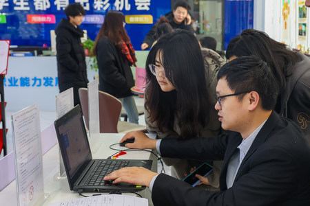 1709342396212752.jpg ES7A0323.jpg