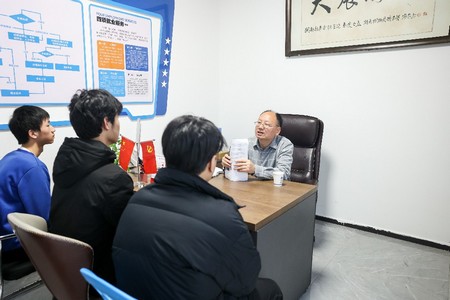 1712634471717051.jpg 8c8f418653ac4831780050f6d6a3ad8.jpg