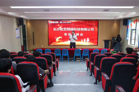 1714383162417999.jpg ES7A6556.jpg