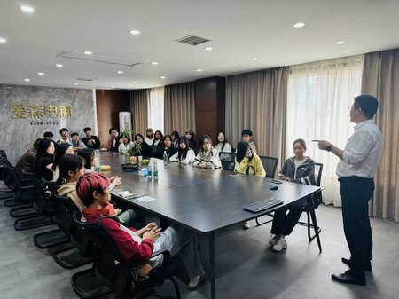 1730421595103644.jpg e91e3b5339d0746b981ba22df157a5d.jpg