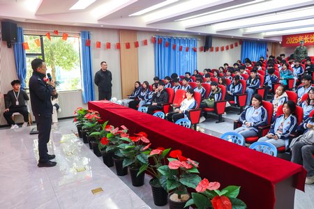 1733190779793691.jpg ES7A4720.jpg