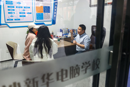 1741912470193398.jpg ES7A7046.jpg