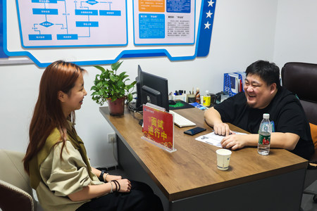 1744763915819909.jpg ES7A9730.jpg