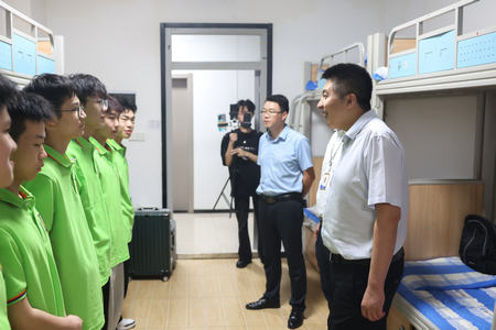 1748416420471339.jpg ES7A2826.jpg