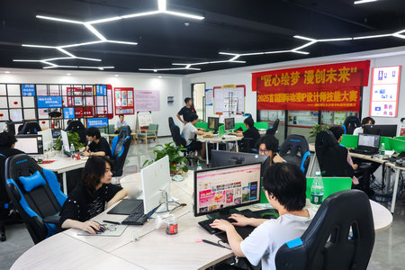 1749437235531785.jpg ES7A5083.jpg