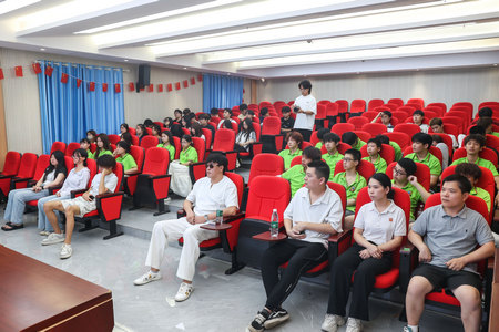 1757577921964653.jpg ES7A2101.jpg